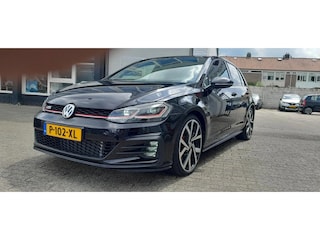 Volkswagen Golf 2.0 TSI GTI Performance