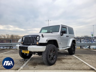 Jeep Wrangler 3.8 Sahara
