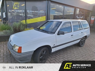 Opel Kadett e caravan Leuke klassieker | voor de kenner | recent onderhoud en apk gehad