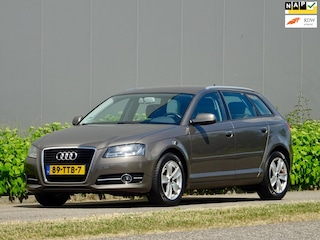 Audi A3 Sportback 1.2 TFSI Pro Line // Clima / LED / Navigatie