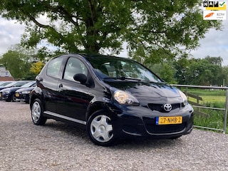 Toyota Aygo 1.0-12V Access | 5-Deurs + Airco nu € 2.750,-!!!