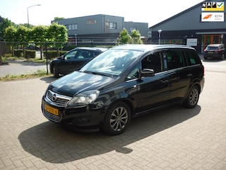 Opel Zafira 1.8 111 years Edition nieuwe apk en distributie riem navigatie 7 persoon