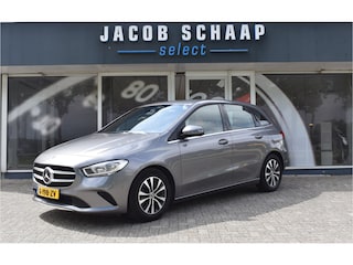 Mercedes-Benz B-klasse 180 Business Solution Automaat / Airco / Camera / Navigatie / Lane assist / Cruise