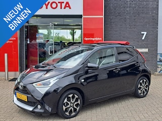 Toyota Aygo 1.0 VVT-i x-joy cabrio APPLE & ANDROID PARKEERCAMERA ROOD OPEN DAK NETTE AUTO AIRCO
