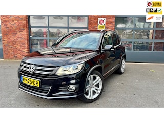 Volkswagen Tiguan 1.4 TSI 3x R line | Nieuwe Ketting | Keyless | Trekhaak | Leer | Xenon | Camera