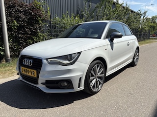 Audi A1 1.2 TFSI S edition / S-LINE / NAVI / STOELVERWARMING / AIRCO
