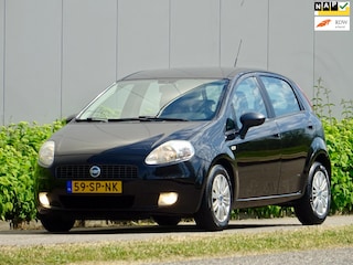 Fiat Punto Grande 1.4 Edizione Sport // Clima / 81.776 km!