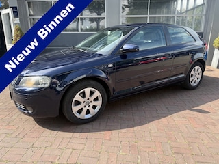 Audi A3 2.0 FSI Ambiente Automaat Bj 2003 Vol optie 150pk Clima,Pdc,16Inch,Cv,Leer