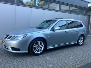 Saab 9-3 Estate 2.0 ltr aut 2011 model met 94000 km als nieuw