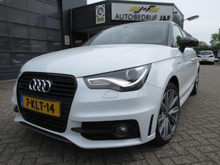 Audi A1 Sportback 1.2 TFSI Admired / NAV / Xenon / Airco / Bleutooth