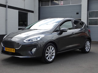 Ford Fiesta 1.0 EcoBoost Titanium Automatische airco, stuurverwarming, stoelverwarming, navigatie, parkeersensoren voor en achter, licht metalen velgen,enz,enz.