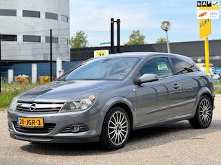 Opel Astra GTC 1.8 Enjoy/AIRCO/TREKHAAK/HALFLEDER/