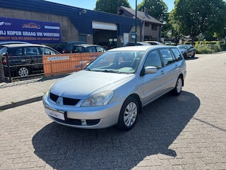 Mitsubishi Lancer Station Wagon 1.6 Inform Silver NIEUWE APK! AIRCO!