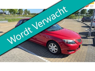 Mazda 3 Sport 1.6 Touring 5-deurs 1e eigenaar 140.000km Airco Trekhaak 1200kg.