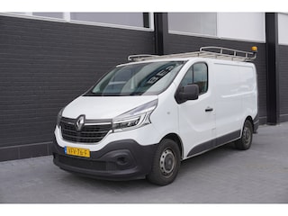 Renault Trafic 1.6 dCi EURO 6 - Airco - Cruise - PDC - Trekhaak - € 10.900,- Excl.