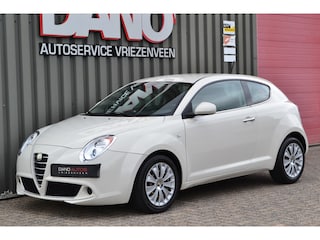 Alfa Romeo Mito 1.4 Distinctive Xenon/Airco/LED/Dealer Onderhouden
