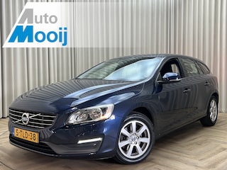 Volvo V60 1.6 D2 Kinetic *Trekhaak* Navi + HDD / Distributie v.v. / Digi Dash / PDC / Org. NL + NAP