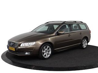 Volvo V70 T4 Nordic+ | Stoelverwarming | Lederen interieur | Afneembare trekhaak | Climate Control | High Performance Audio | Navigatie | Parkassist achter |
