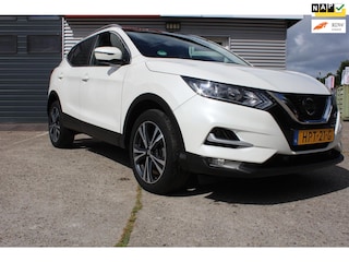 Nissan Qashqai 1.3 DIG-T Visia, boekjes, navigatie, led dagrijverlichting, panoramadak, camera, airco, 2 sleutels, trekhaak.