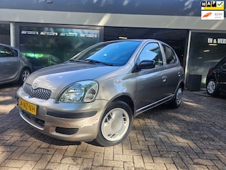 Toyota Yaris 1.0 VVT-i Idols | 12MND GARANTIE | ELEC RAMEN | NW APK | TREKHAAK