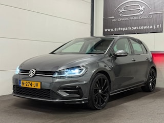 Volkswagen Golf 1.5 TSI R-Line Stoelverwarming, LED, Parkeersensoren, Navigatie, Airco, Elektrische Ramen, Draadloze Telefoonlader