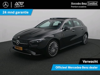 Mercedes-Benz A-klasse 250 e Star Edition AMG Line Plus Panoramadak, Multispaaks AMG velgen