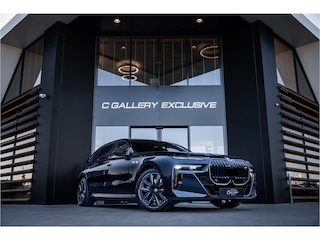 BMW M760e xDrive - M Sport | Sky Lounge | B&W | Massage