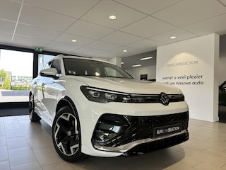 Volkswagen Tiguan 1.5 eTSI R-Line Edition 150 pk / TREKHAAK /