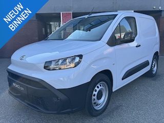 Toyota Proace City CHALLENGER 50KWH NIEUW DIRECT LEVERBAAR APPLE / ANDROID STOELVERW CRUISE LED BANK