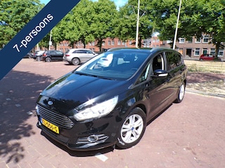 Ford S-MAX 1.5 Titanium 7p. 7 persoons geheel dealer onderhouden......