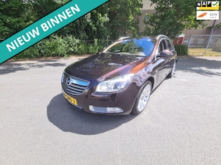 Opel Insignia Sports Tourer 1.6 T Cosmo LEUKE AUTO RIJDT EN SCHAKELT GOED