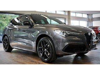 Alfa Romeo Stelvio 2.0 T AWD Veloce | Full Option | | Trekhaak | | Panorama dak | |