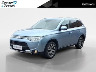 Mitsubishi Outlander 2.0 PHEV Executive Edition Trekhaak | Schuifdak | Navi | Airco/ECC