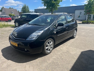 Toyota Prius 1.5 VVT-i Business Edition
