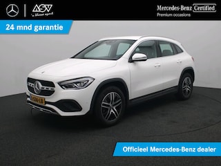 Mercedes-Benz GLA 200 Luxury Business Solution | Sfeerverlichting | Stoelverwarming Voor | Dodehoek Assistent | Smartphone Integratie Pakket | Klasse 3 Alarmsysteem |