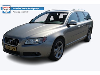 Volvo V70 2.0 Summum | Schuifdak | Trekhaak | Airco.