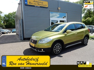 Suzuki S-Cross SX4 1.6 HIGH EXCL ALLGRIP*LEDER*PANO*XENON*NAVI*