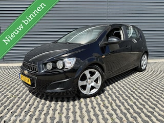 Chevrolet Aveo 1.2 LT 5 drs | Airco | 17" Velgen | Cruise