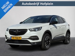 Opel Grandland X 1.2 Turbo Automaat Ultimate | Camera | | Climate Control | Glazen panorama dak met elektrisch bedienbare zonwering | Apple Carplay/Android Auto | Sportstoelen | 18 Lichtmetalen Velgen | Afwijkende dakkleur | Trekhaak
