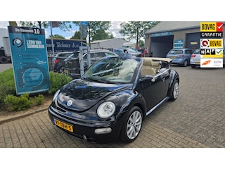 Volkswagen Beetle New Cabriolet 2.0 Highline Automaat l Airco l stoelverwarming l