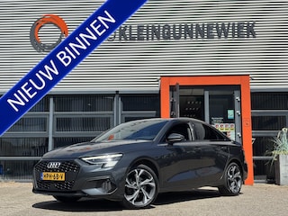 Audi A3 Limousine 35 TFSI edition one / Apple Carplay/ Android Auto / BTW / Digital Cockpit / Keyless / Camera / Stoelverwarming /
