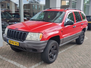 Jeep Grand Cherokee 4.0i LAREDO LPG met APK tot 23-11-2025