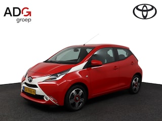 Toyota Aygo 1.0 VVT-i x-play | Airco | Achteruitrijcamera | Lichtmetalen velgen | Bluetooth |