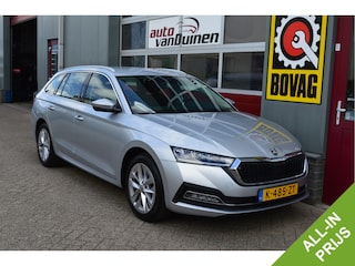 Skoda Octavia Combi 1.5 e-TSI Business Edition O.a: PDC, Navi, Carplay, ACC, Clima, Rijklaar, Etc. All-in prijs!
