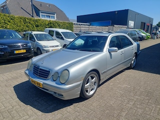 Mercedes-Benz E-klasse 200 Classic