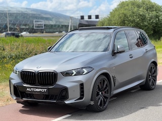 BMW X5 xDrive50e M-sport 489pk M-seats Pano Sky Lounge Alle Opties!