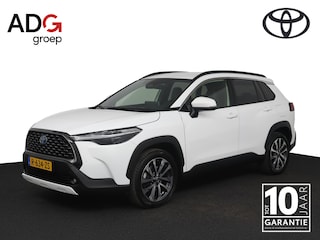 Toyota Corolla Cross 2.0 High Power Hybrid First Edition | Trekhaak | Navigatie | Parkeer sensoren |