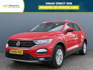 Volkswagen T-Roc 1.0 TSI 115pk T-Roc Style | Trekhaak | Parkeersensoren