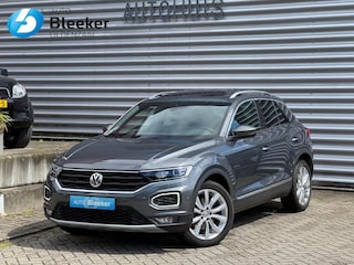 Volkswagen T-Roc 1.5 TSI Automaat Style Business Adaptive Carplay Clima Trekhaak