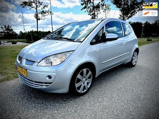 Mitsubishi Colt 1.3 Invite, airco, 16", 3drs, lage km, boekjes, apk